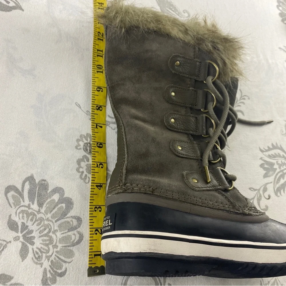 Sorel‎ Joan of Artic Snow Boots Gray Lace Up Winter